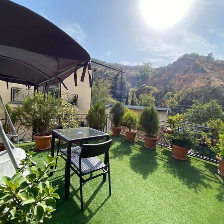 Brand New Apartment With Terrace Τυφλίδα Εξωτερικό φωτογραφία