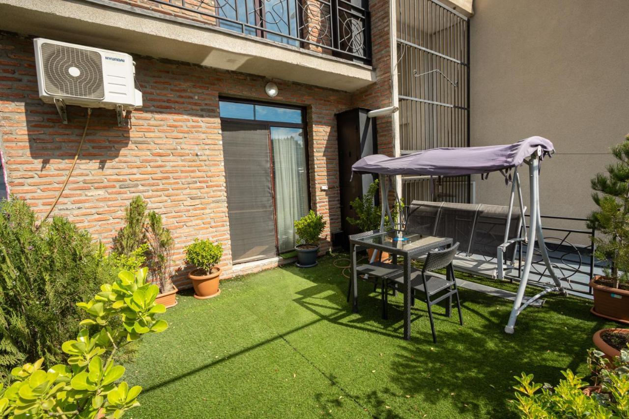 Brand New Apartment With Terrace Τυφλίδα Εξωτερικό φωτογραφία