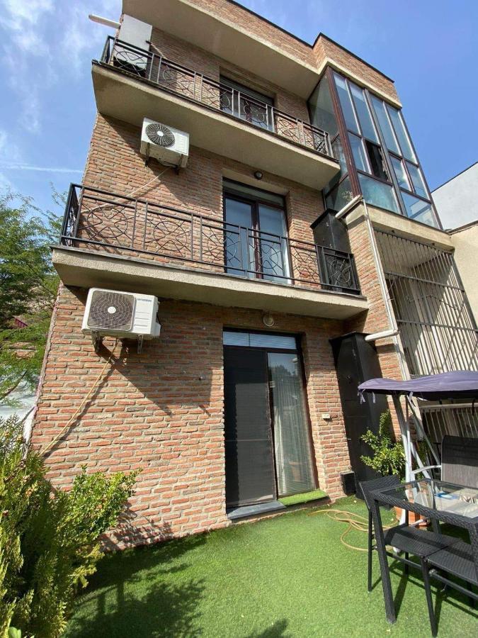 Brand New Apartment With Terrace Τυφλίδα Εξωτερικό φωτογραφία