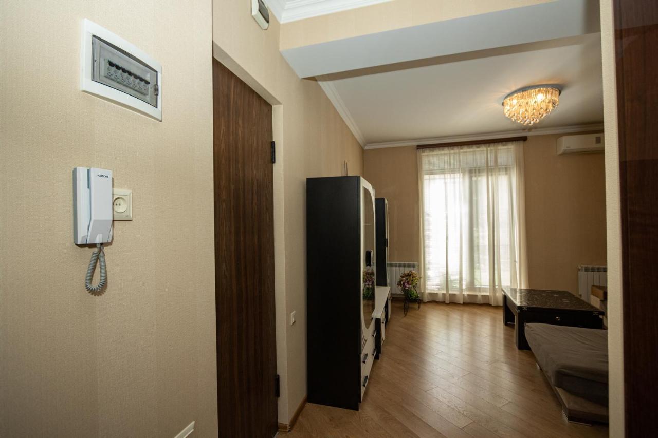 Brand New Apartment With Terrace Τυφλίδα Εξωτερικό φωτογραφία