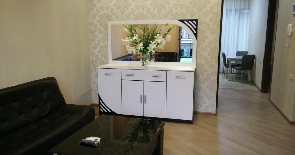 Brand New Apartment With Terrace Τυφλίδα Εξωτερικό φωτογραφία